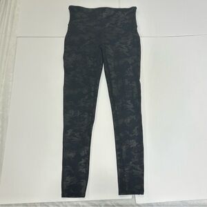 Spanx Black Camouflage Print High Waisted Leggings. Women’s Large